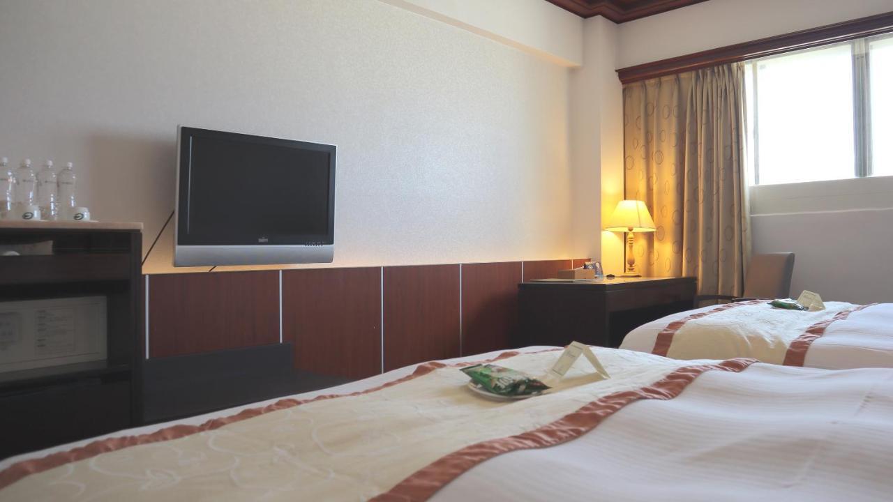 Ho Fong Business Stay Fengyuan Esterno foto