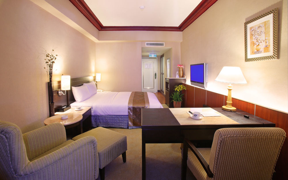 Ho Fong Business Stay Fengyuan Esterno foto